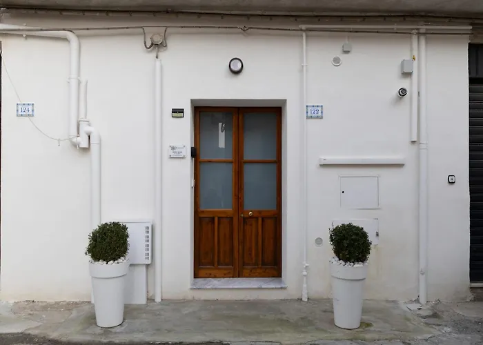 Catherine's House 3*