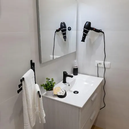 Catherine's House 3*