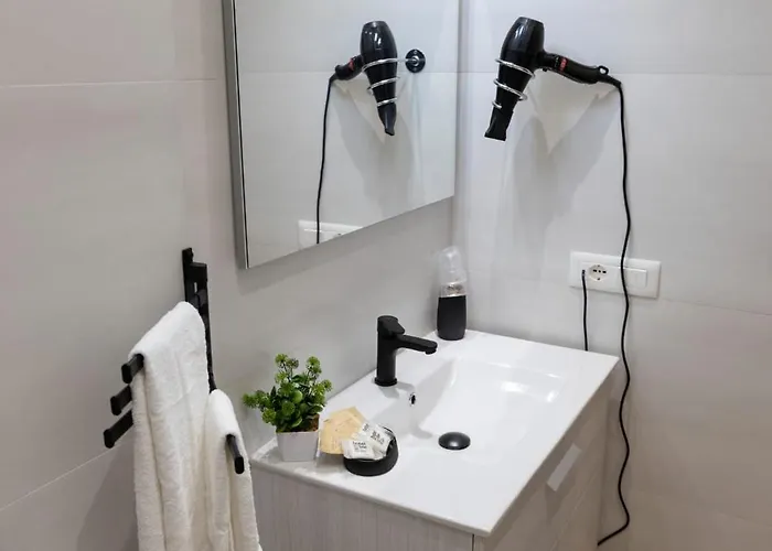 Catherine's House 3*